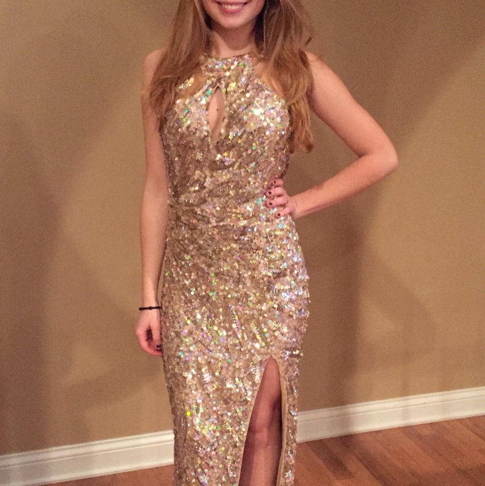 Prom Dress - Picture 2 of 5